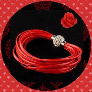 🌹New RED Leather/Rhinestone Wrap  Magnet